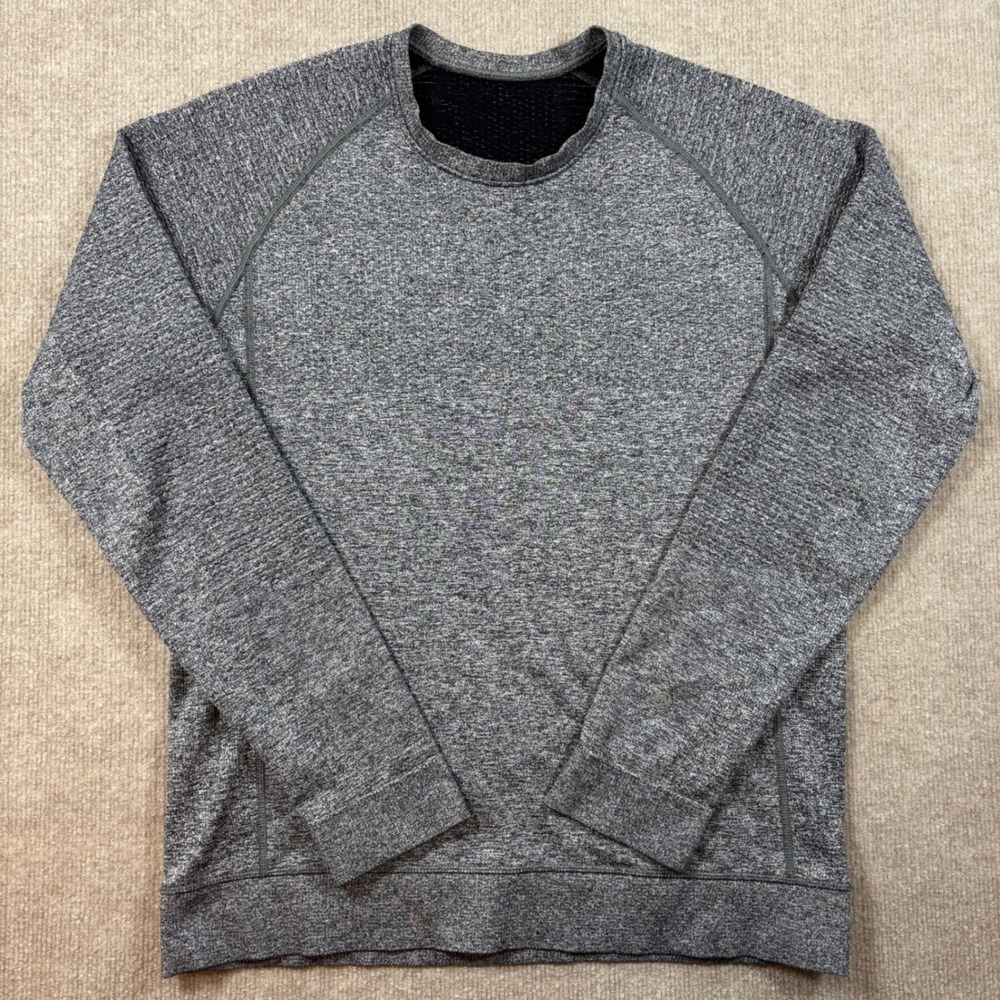Lululemon Gray Engineered Warmth LS Crew Merino Wool Men's Size M‎ EUC